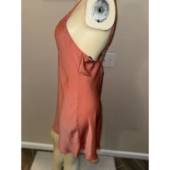 Midnight Bakery Women's Malia Solid Hammered Satin Chemise Coral L - Picture 4 of 9